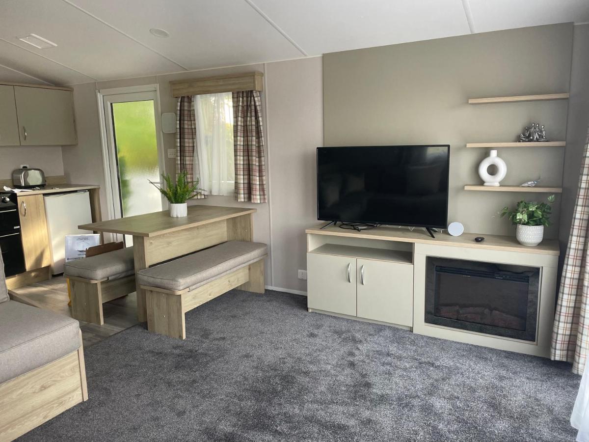 Curlews Nest, Rockley Park Hotel Poole Eksteriør billede
